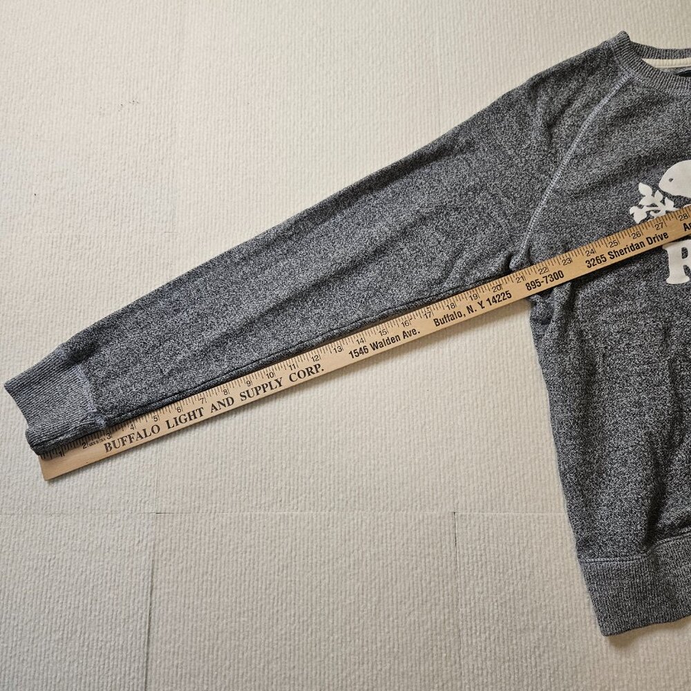 Roots heather gray sweatshirt - size Medium - Picture 2 of 9
